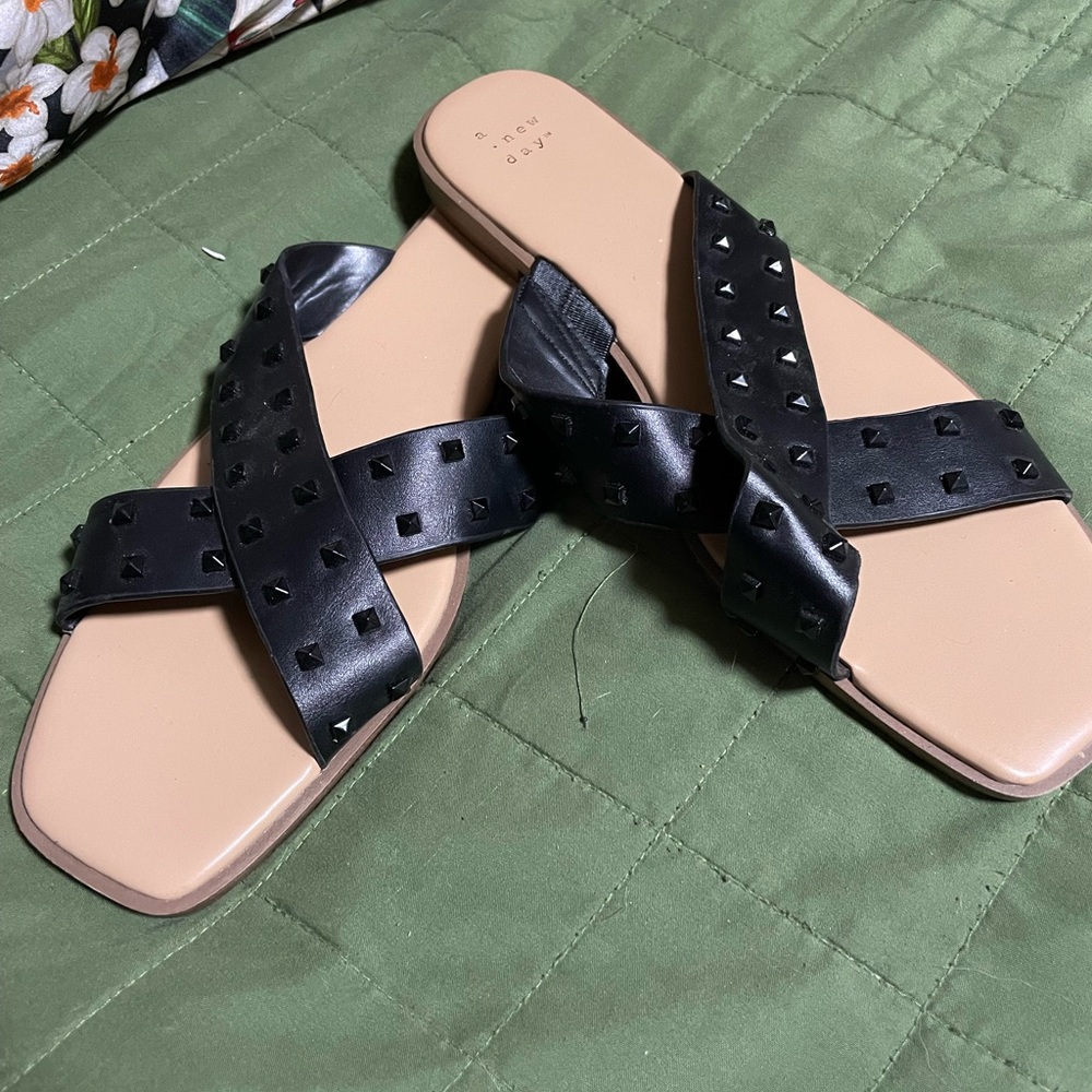 Women’s sandals